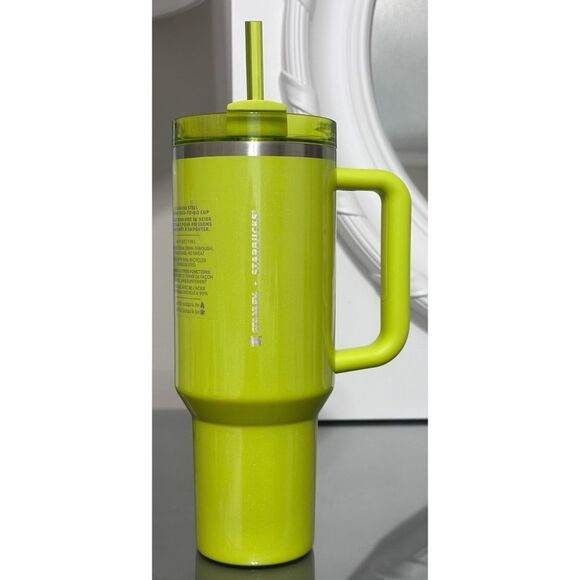 Stanley x Starbucks SUMMER 2024 LIME GREEN 40oz Tumbler - Picture 1 of 4